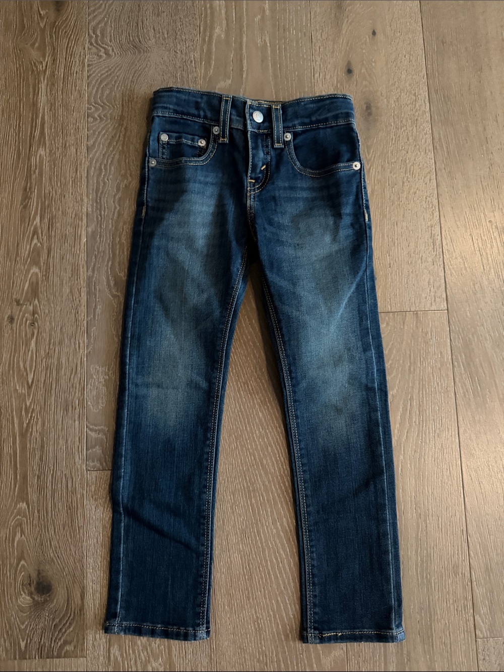 Girls Denizen Levi Skinny Jeans. Size:6 reg. Gently Used.